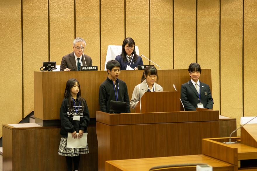 決議文
