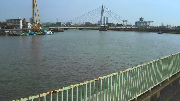 中川・新中川分岐地点付近で撮影した平常時の画像