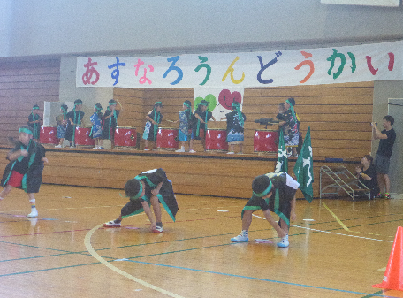 子供たちと馬