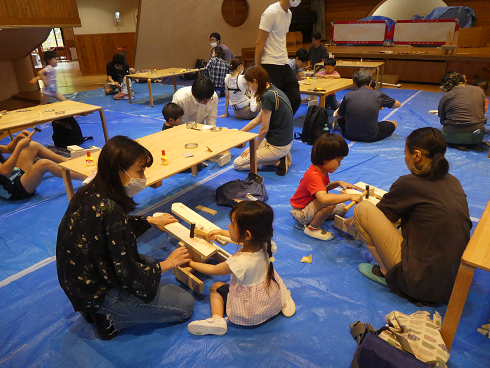子供たちと馬